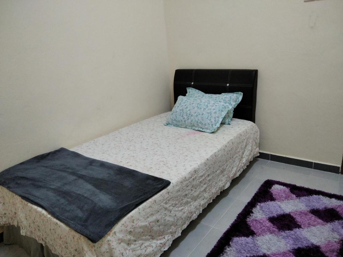 Homestay Abi Άλορ Σταρ Εξωτερικό φωτογραφία